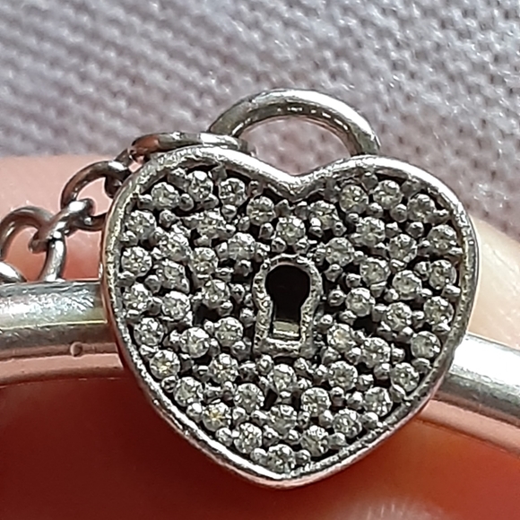 Retired Pandora Lock of Love Charm ❤ - Picture 4 of 8